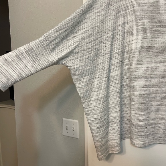 Grey tunic - Picture 2 of 5